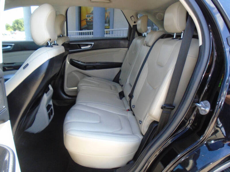 2017 Ford Edge Titanium