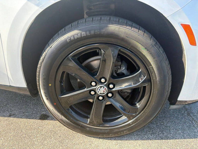2023 Buick Enclave Essence