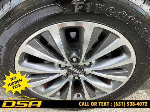 2016 Lincoln Navigator Select