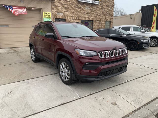 2022 Jeep Compass Latitude Lux
