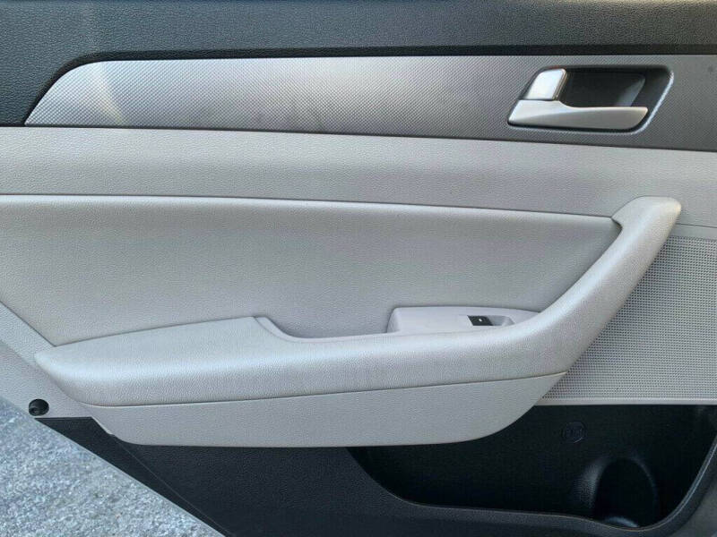 2015 Hyundai Sonata SE