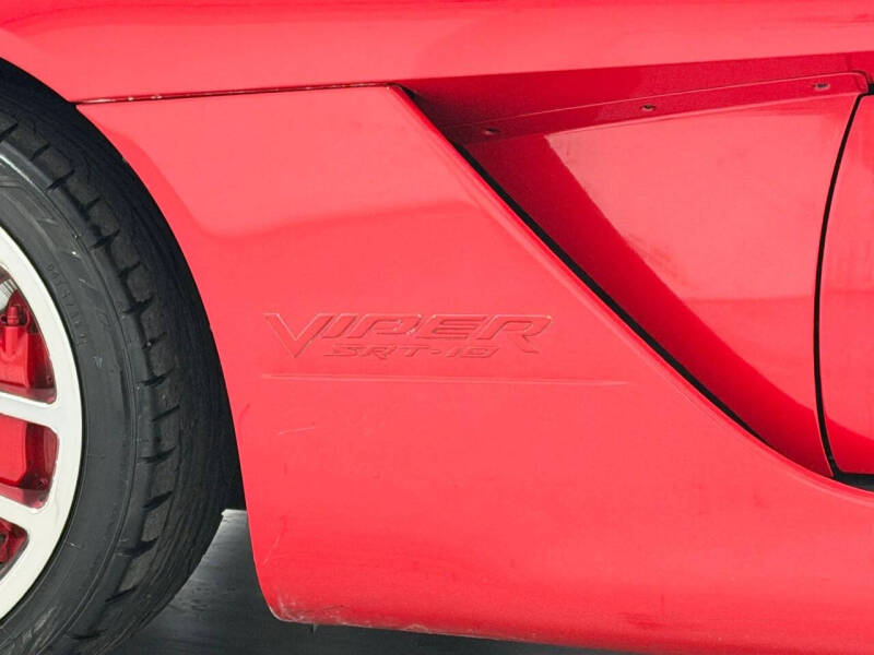 2003 Dodge Viper SRT-10