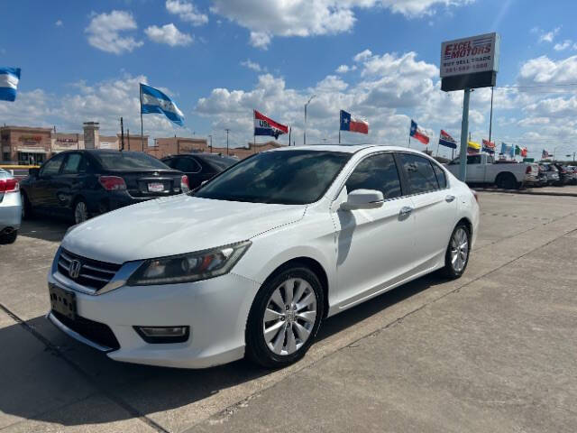 2019 Honda Civic EX's photo