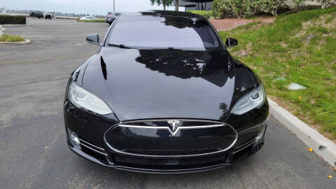 2015 Tesla Model S 70
