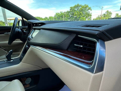 2017 Cadillac XT5 Premium Luxury