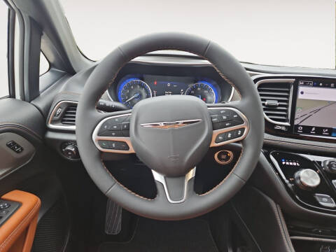 2024 Chrysler Pacifica Pinnacle