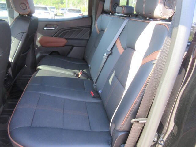 2025 GMC Canyon AT4