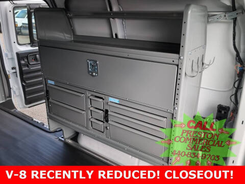 2025 Chevrolet Express 3500