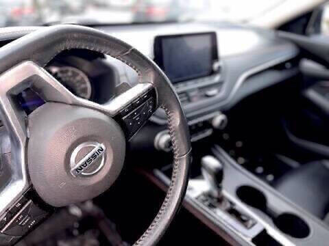 2021 Nissan Altima 2.5 SR