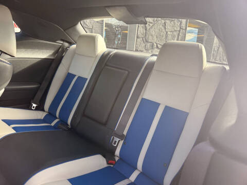 2011 Dodge Challenger SRT8 392