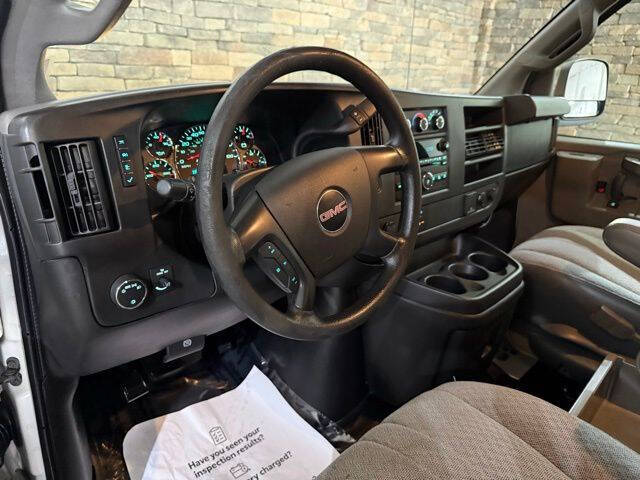 2016 GMC Savana 2500