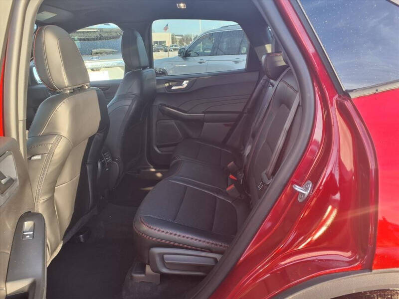 2026 Ford Escape Hybrid ST-Line Select