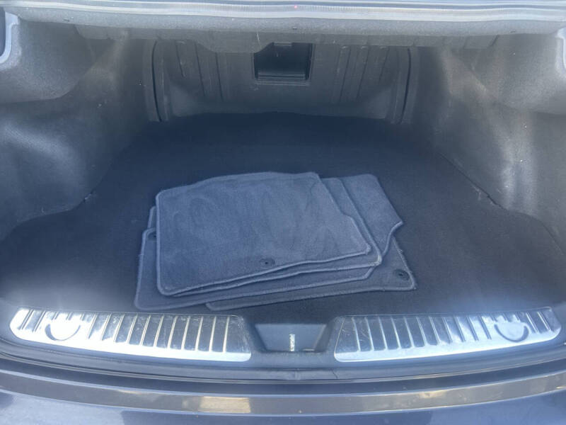 2016 Kia Cadenza Premium