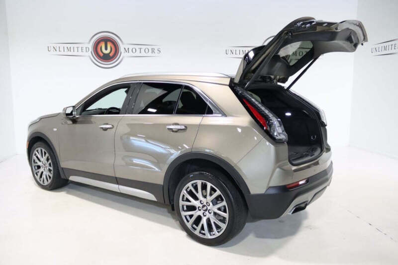 2020 Cadillac XT4 Premium Luxury
