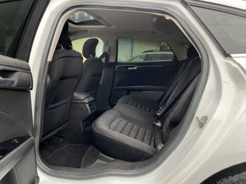 2014 Ford Fusion Hybrid SE