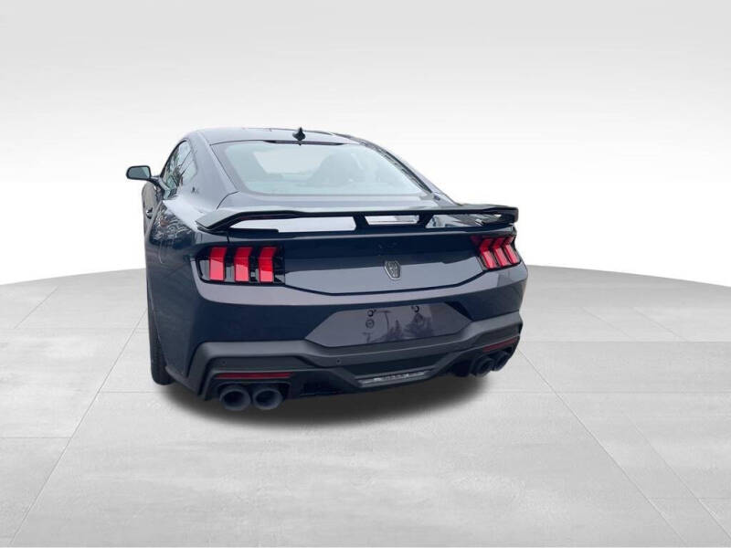 2025 Ford Mustang Dark Horse