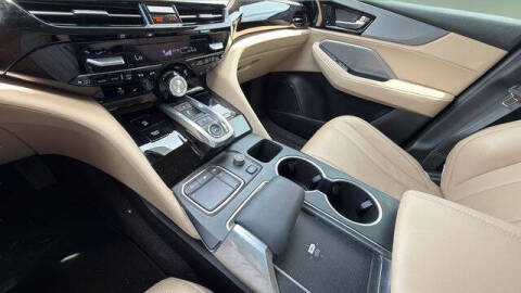 2023 Acura MDX w/Tech