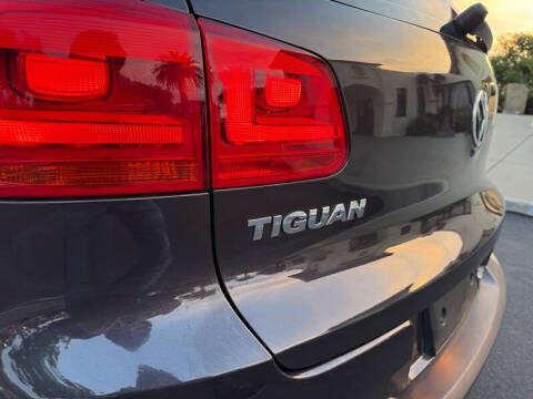 2016 Volkswagen Tiguan 2.0T SE