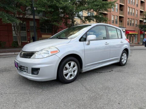 2011 Nissan Versa 1.8 SL