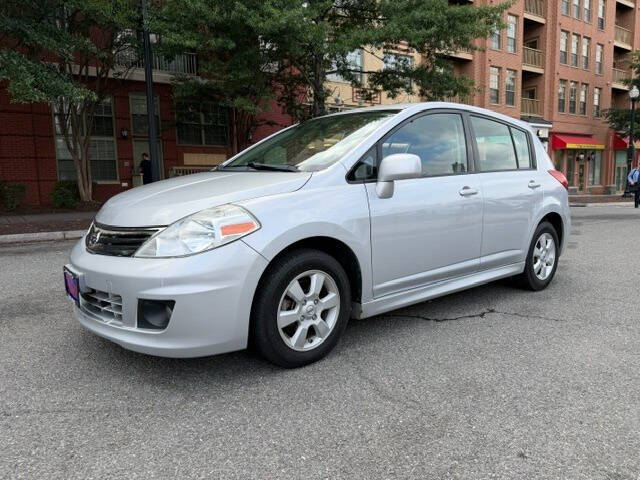 2011 Nissan Versa 1.8 SL