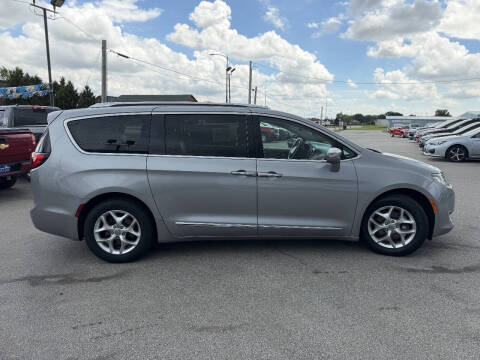 2020 Chrysler Pacifica Limited