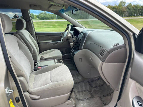 2008 Toyota Sienna LE 7-Passenger