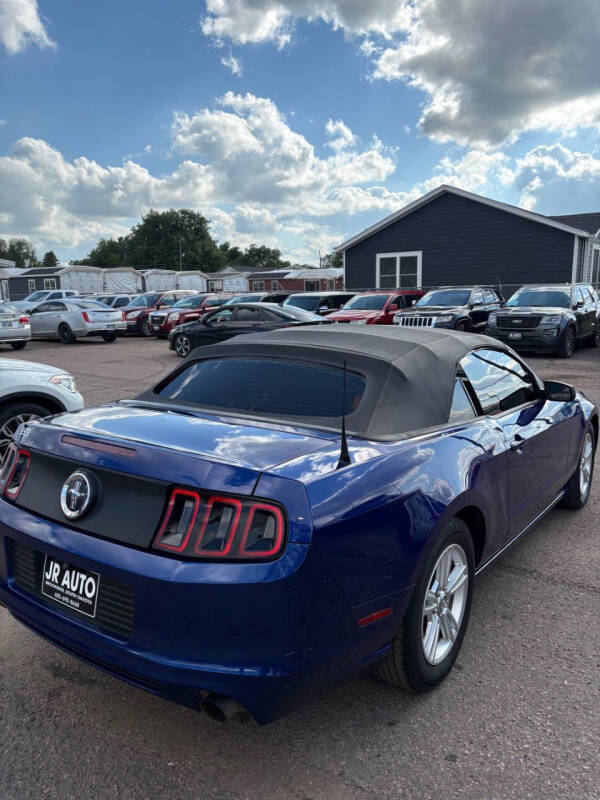 2014 Ford Mustang V6