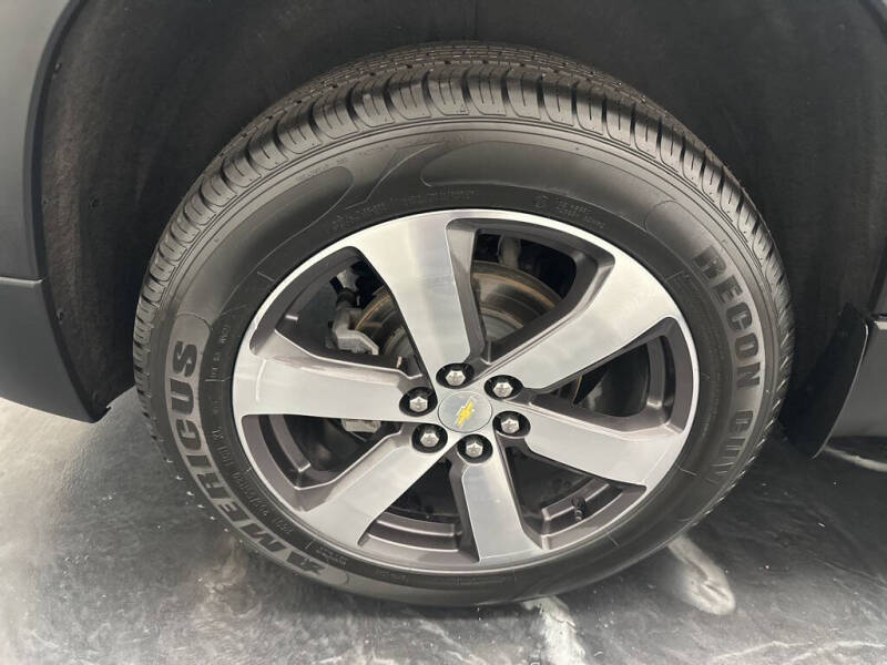 2021 Chevrolet Traverse LT Leather