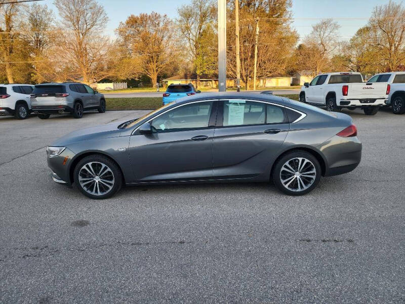 2018 Buick Regal Sportback Essence