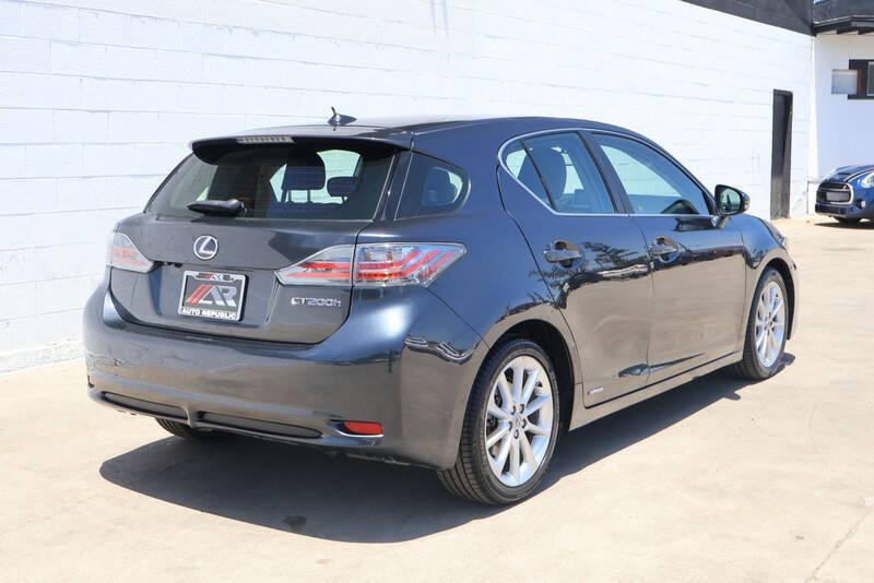2011 Lexus CT 200h Premium