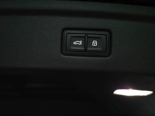 2022 Audi A5 Sportback quattro S line Prem Plus 45 TFSI