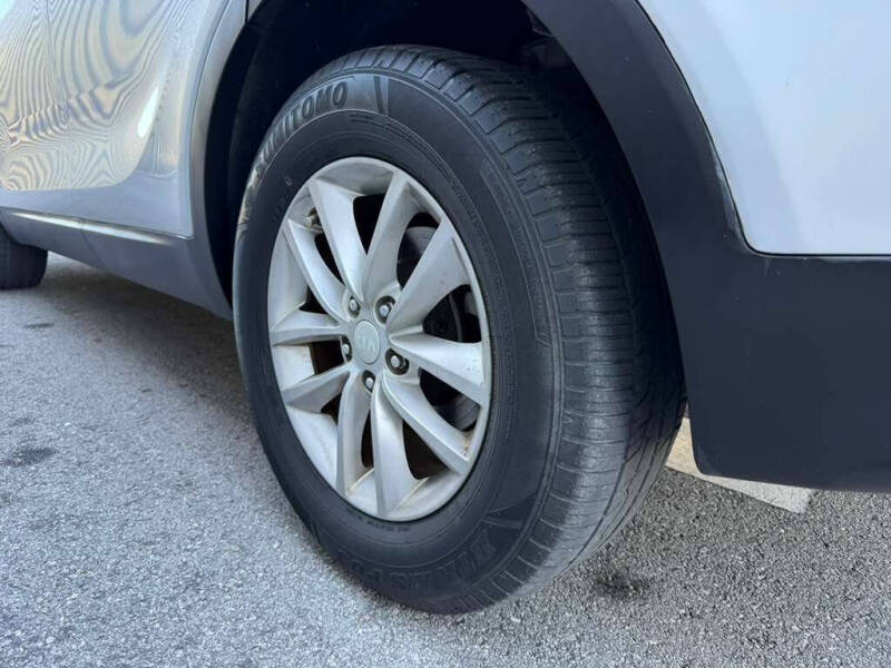 2016 Kia Sorento LX