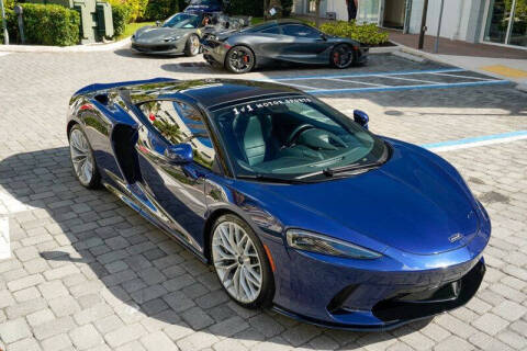 2023 McLaren GT
