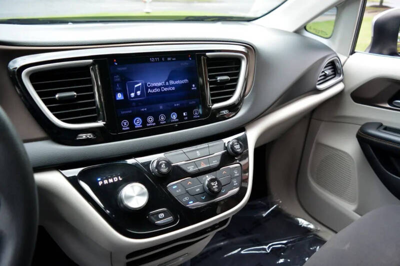 2017 Chrysler Pacifica Touring