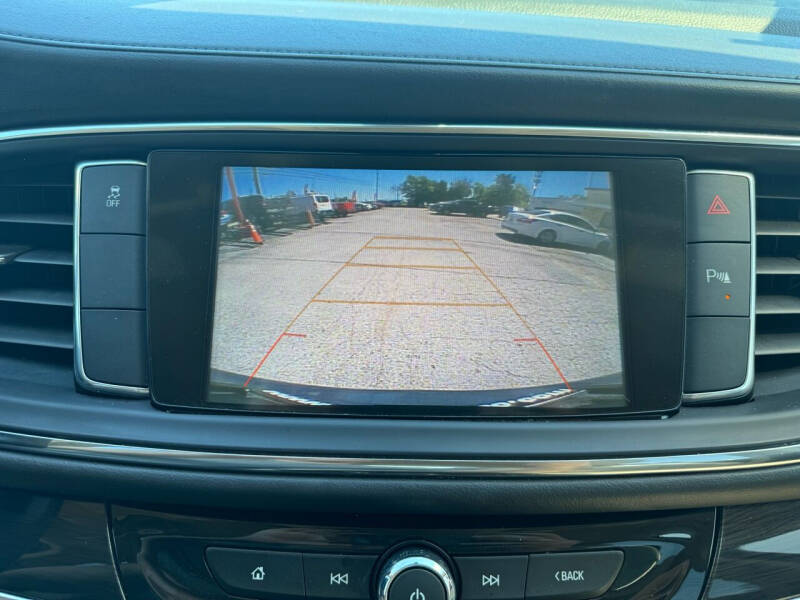 2018 Buick Enclave Essence