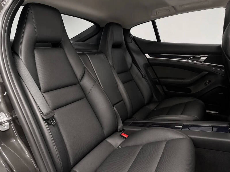 2015 Porsche Panamera