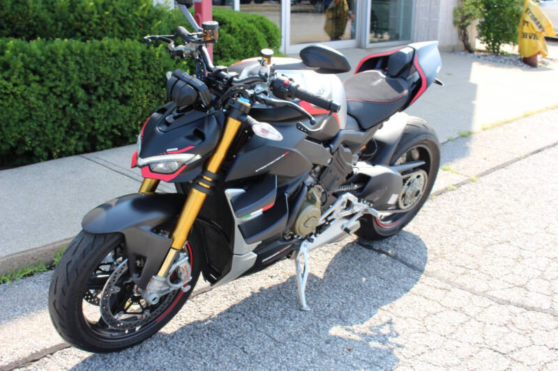 2022 Ducati StreetFighter