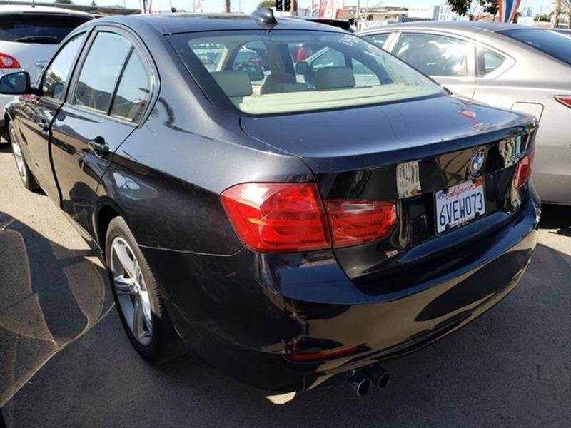 2012 BMW 3 Series 328i