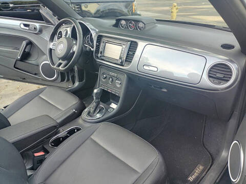 2013 Volkswagen Beetle Convertible