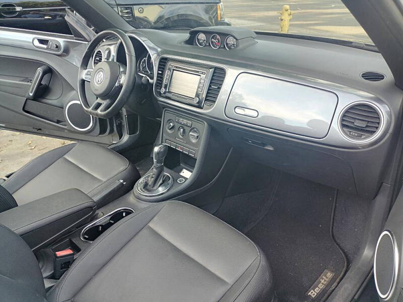 2013 Volkswagen Beetle Convertible