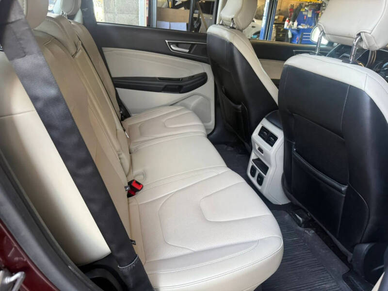 2018 Ford Edge Titanium