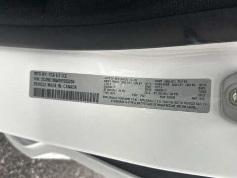 2027 Chrysler Pacifica Select