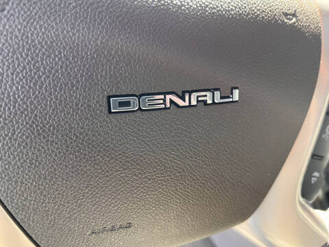 2015 GMC Acadia Denali