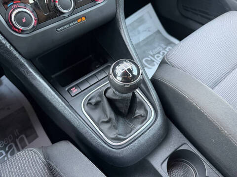 2010 Volkswagen Golf 2.5L PZEV