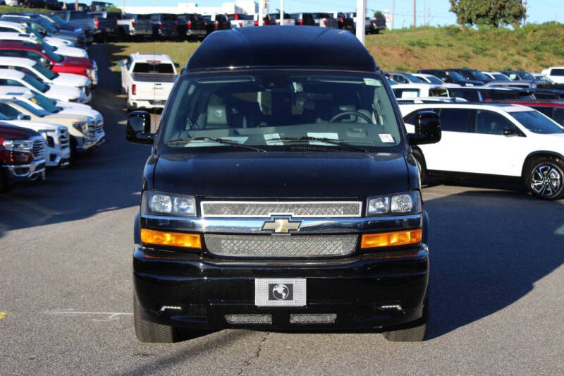 2025 Chevrolet Express 2500