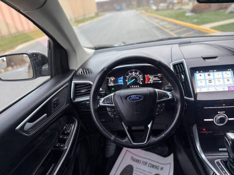 2017 Ford Edge Titanium