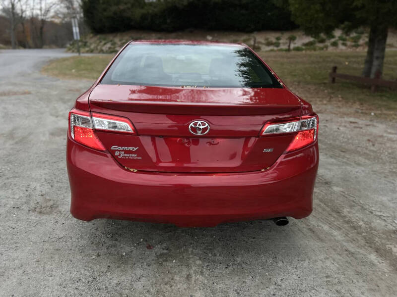 2014 Toyota Camry SE