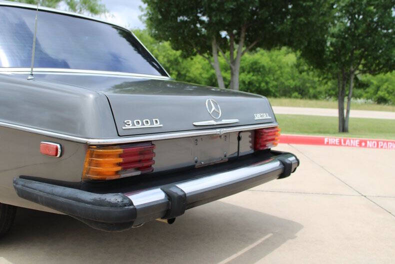 1976 Mercedes-Benz 300-Class