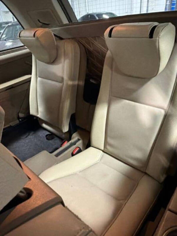 2012 Volvo XC90 3.2 Platinum