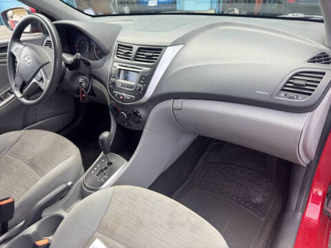 2015 Hyundai Accent GS